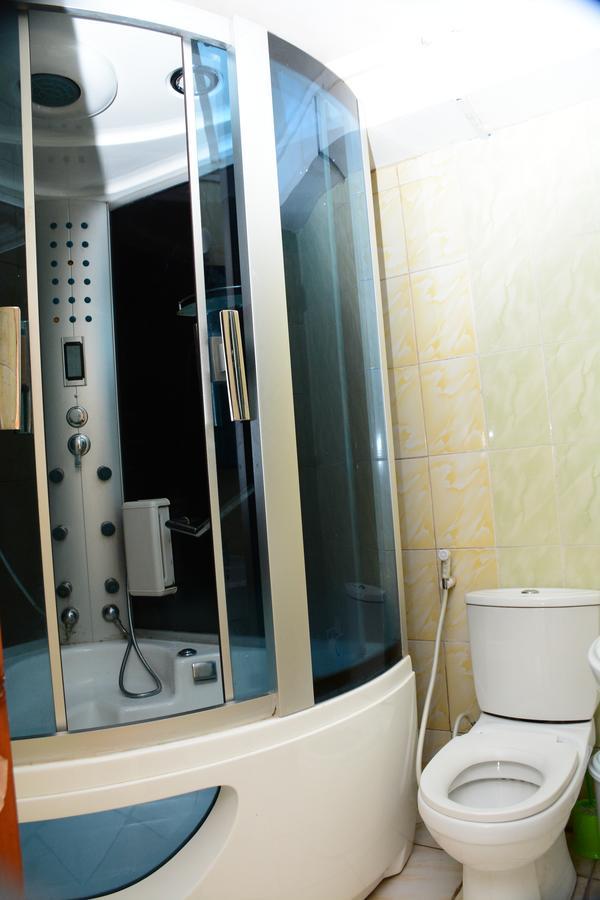 The Hive Guest House Addis-Abeba Extérieur photo